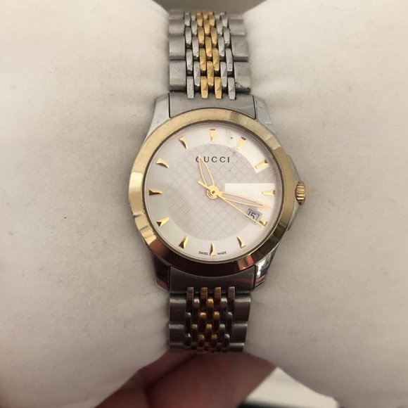 Gucci Watch - Picture 2 of 4